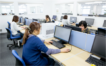 データ入力代行「データセレクト」の整頓されたオフィス